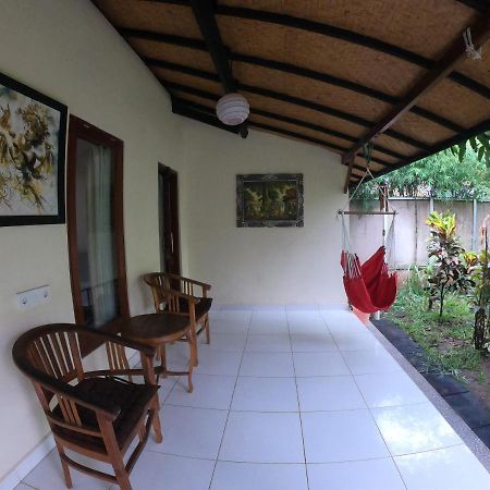 Honey Home Stay Canggu Esterno foto