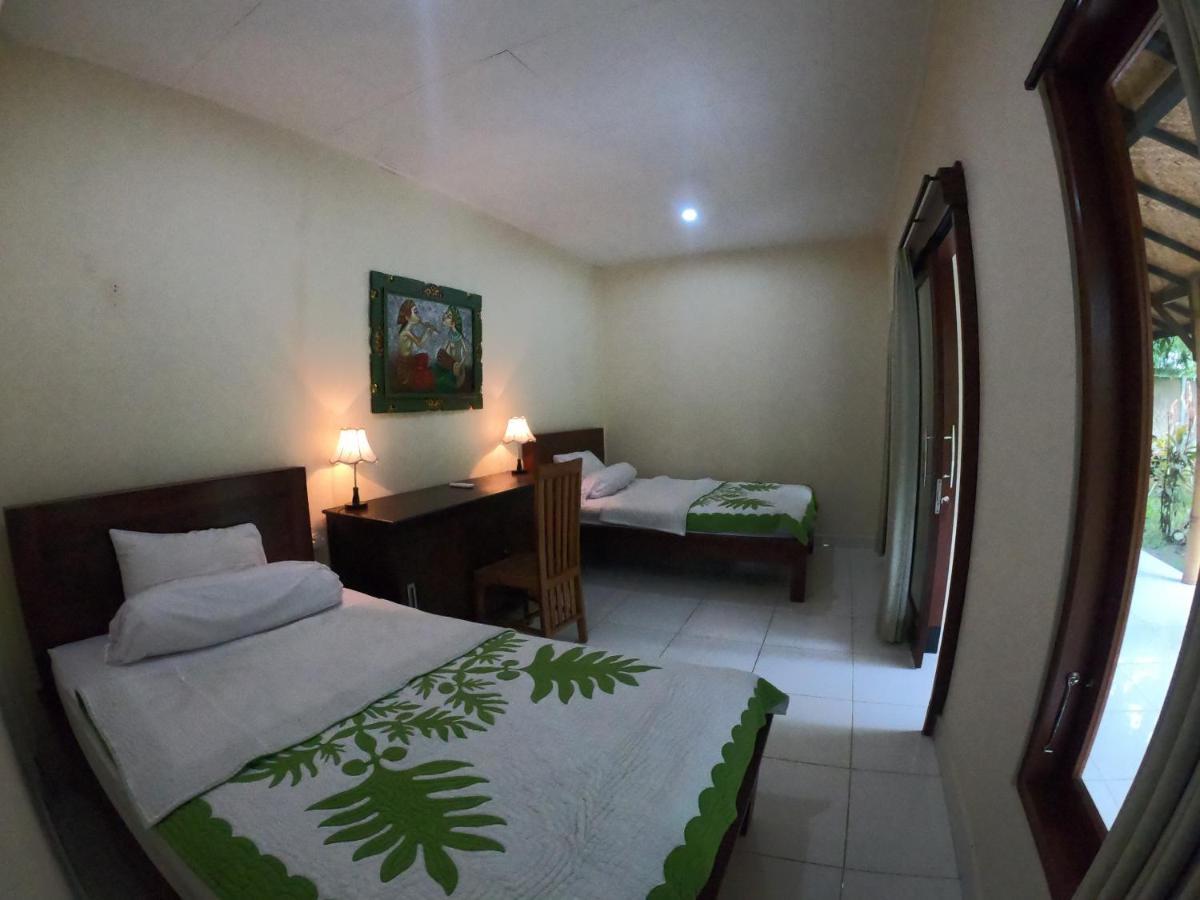 Honey Home Stay Canggu Esterno foto