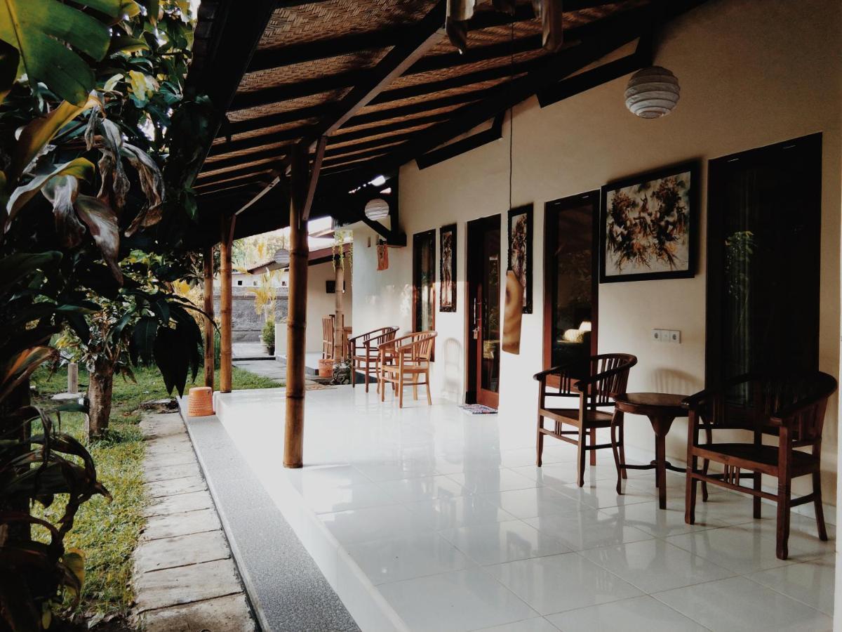 Honey Home Stay Canggu Esterno foto
